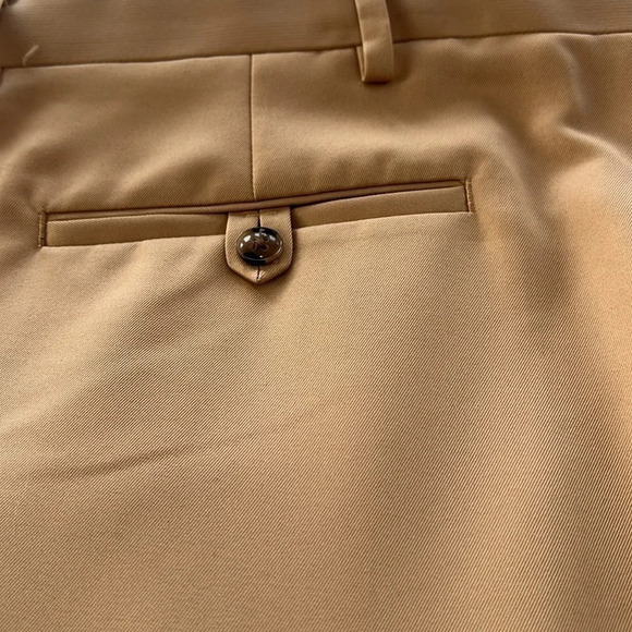 NWT Roundtree & Yorke Sz 48 Ultimate Comfort Classic Fit Non-iron Pleated Pant - Picture 8 of 10